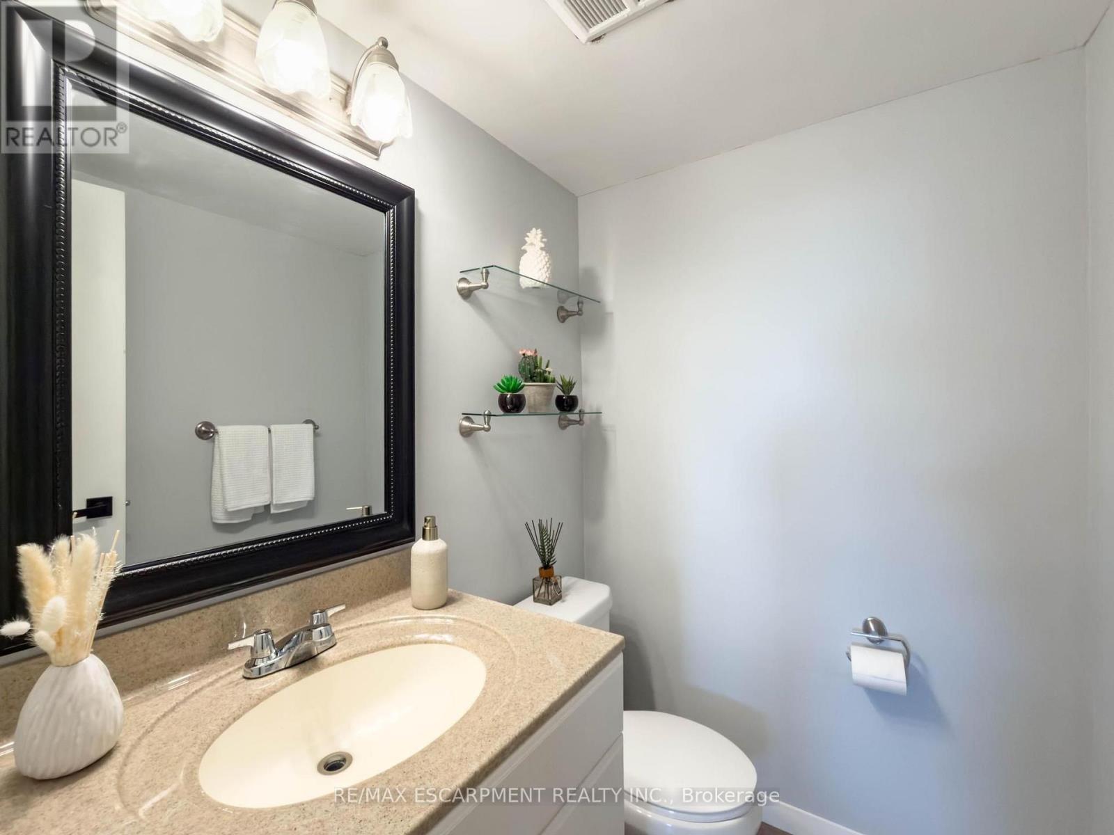 #227 2 VALHALLA INN ROAD - 24