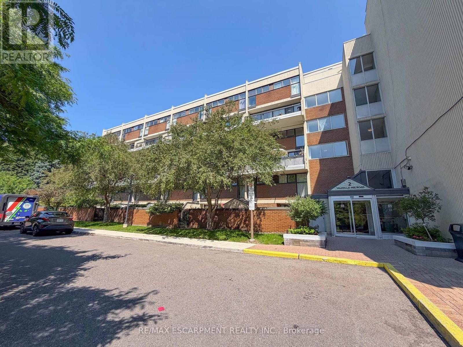 #227 2 VALHALLA INN ROAD - 34