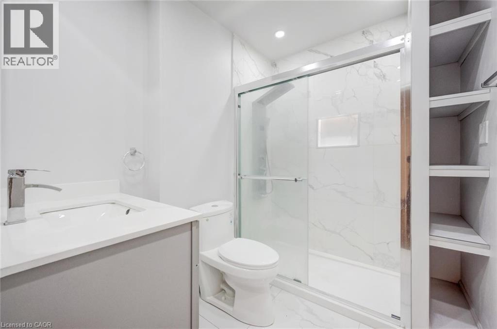 8 GANDER Crescent - 29