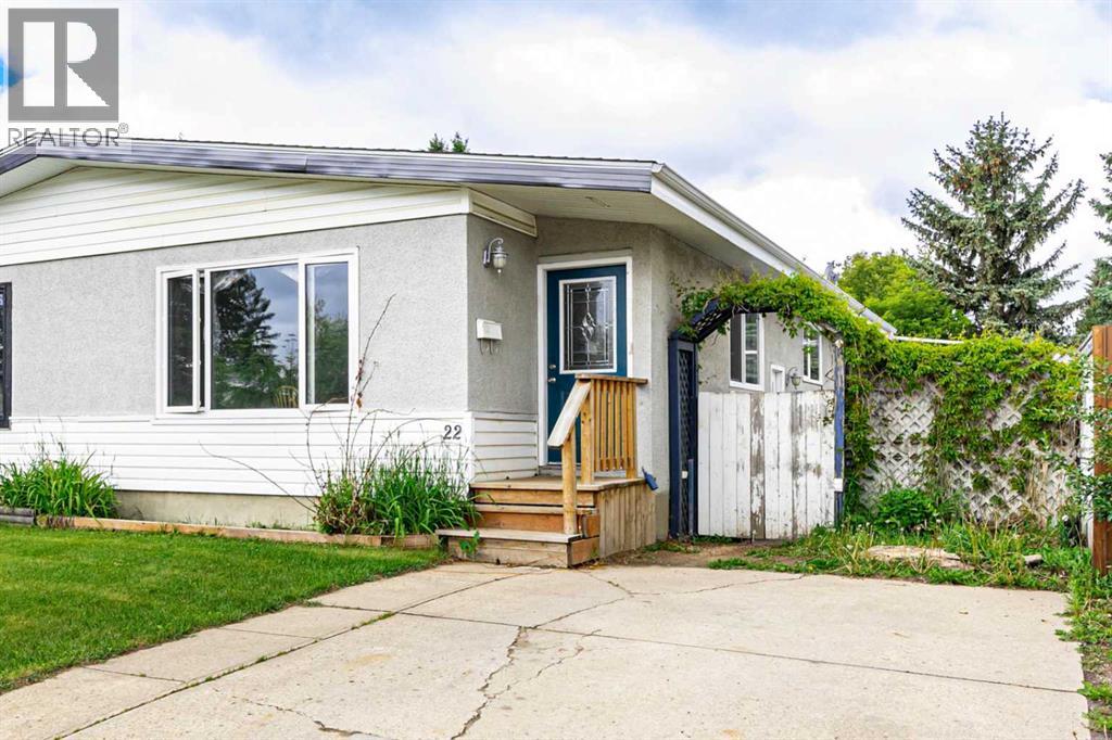 22 McIntosh Avenue - 1