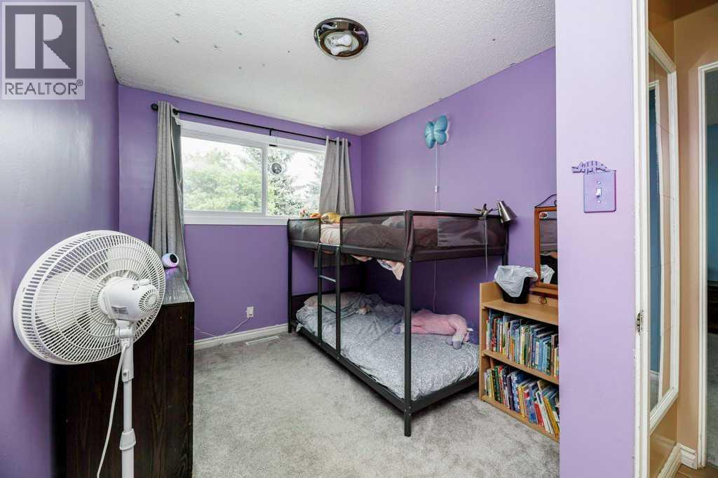 22 McIntosh Avenue - 13
