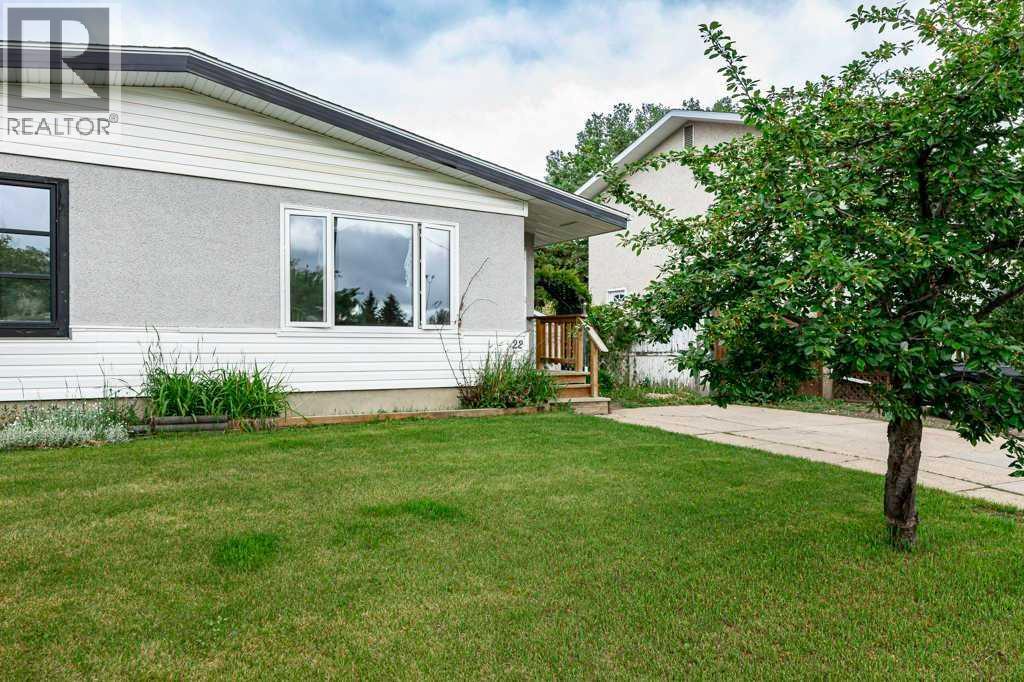 22 McIntosh Avenue - 2