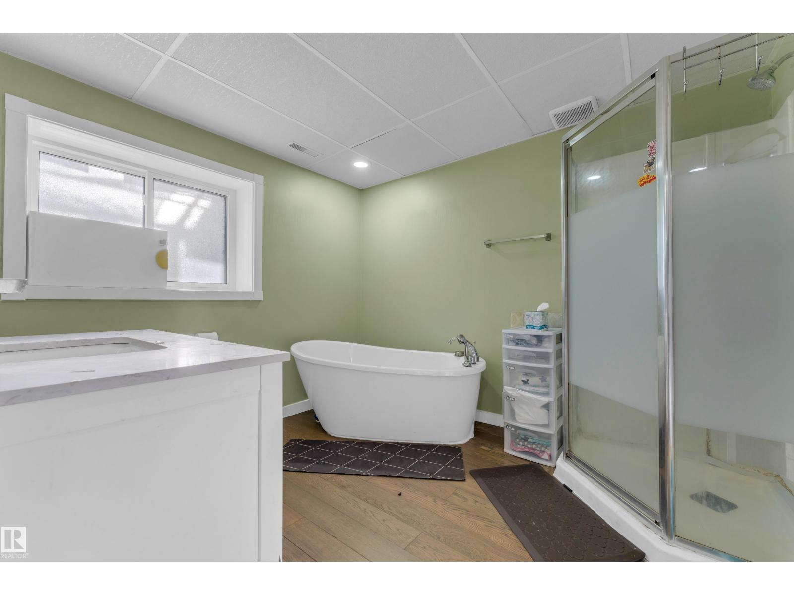 1316 35 ST NW - 26