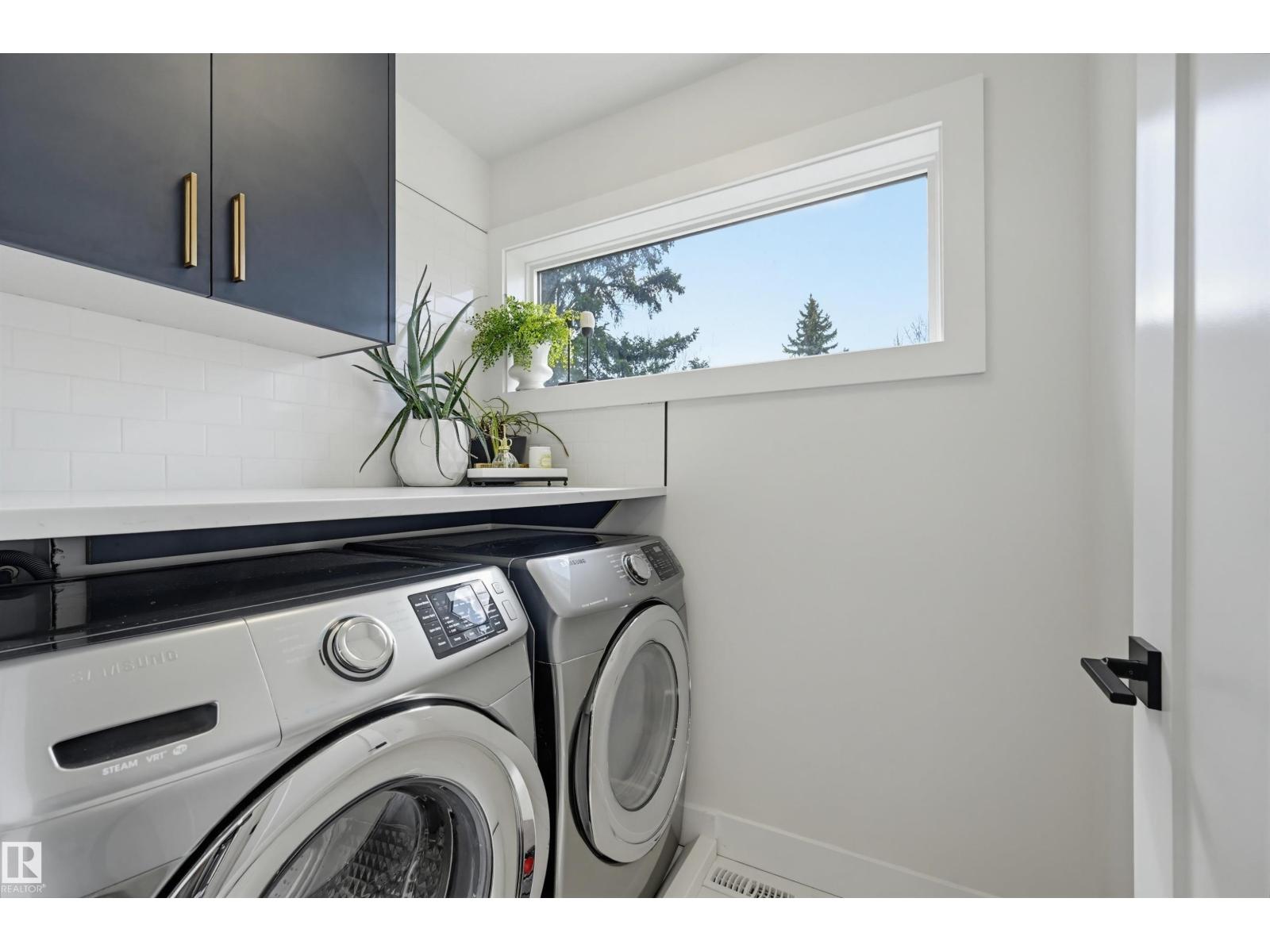 14320 98 AV NW - 27