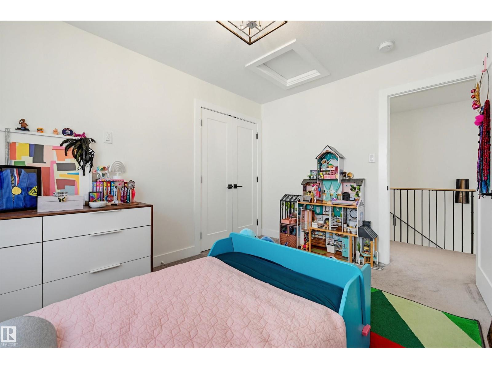 14320 98 AV NW - 29