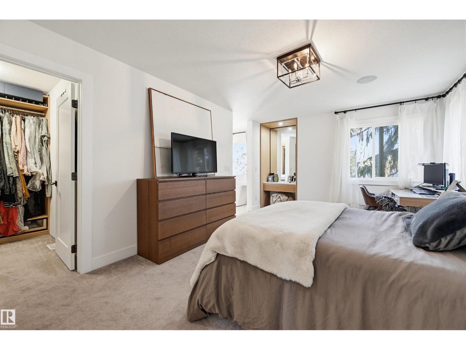 14320 98 AV NW - 31
