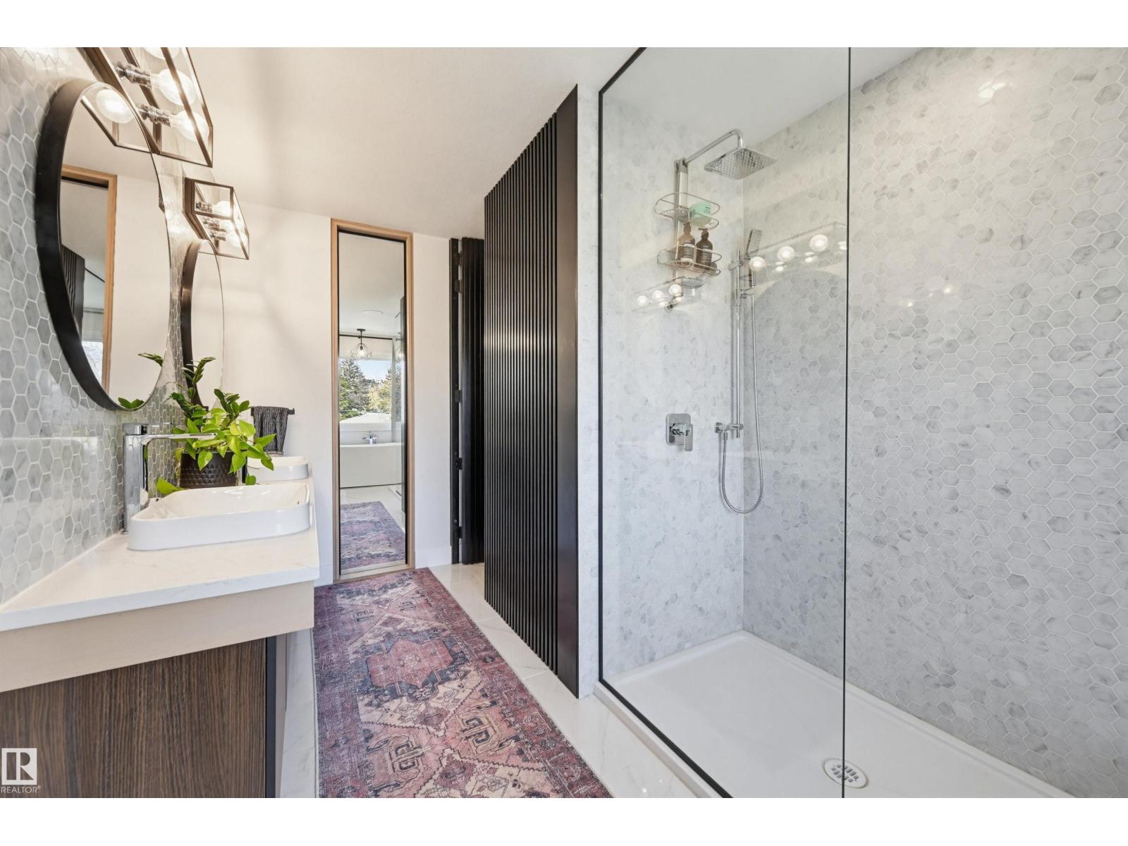 14320 98 AV NW - 35