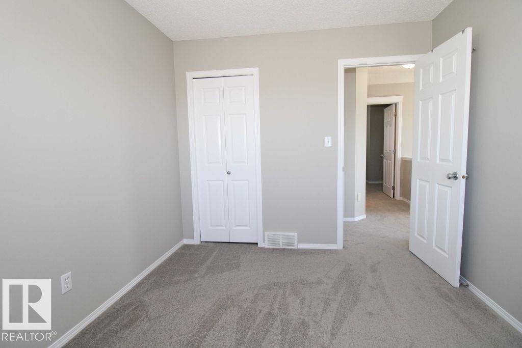 744 88 ST SW - 19