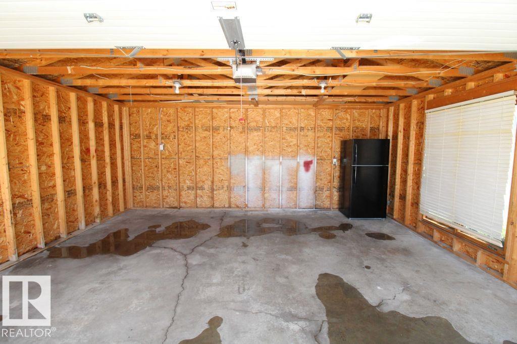 744 88 ST SW - 29