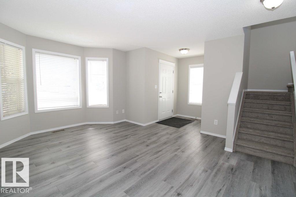744 88 ST SW - 4