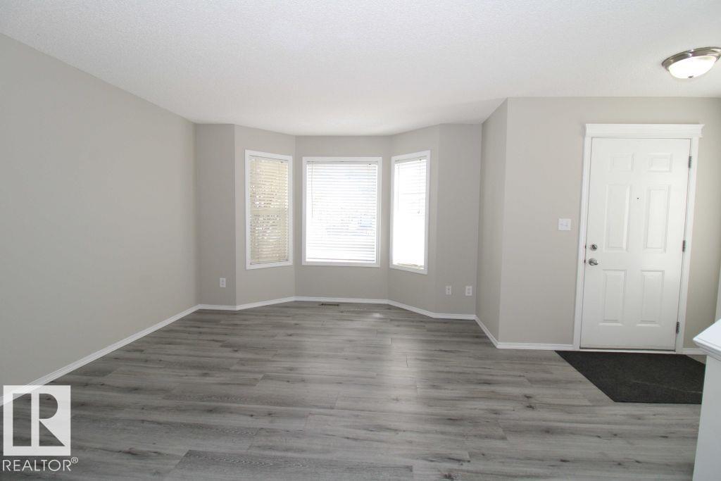 744 88 ST SW - 5