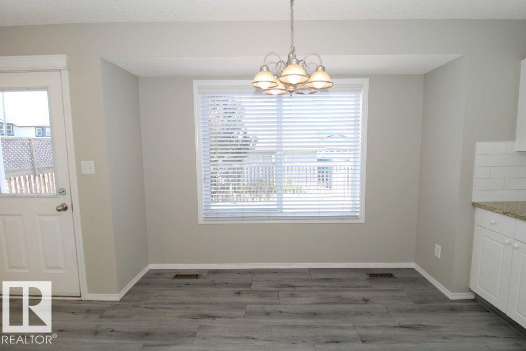 744 88 ST SW - 9