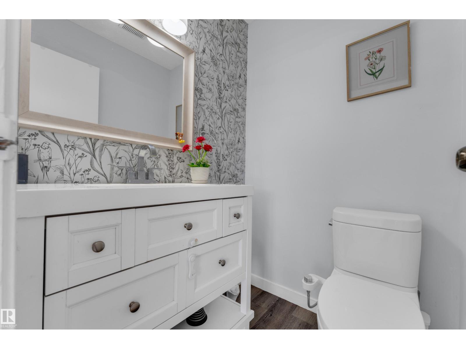 1316 35 ST NW - 20