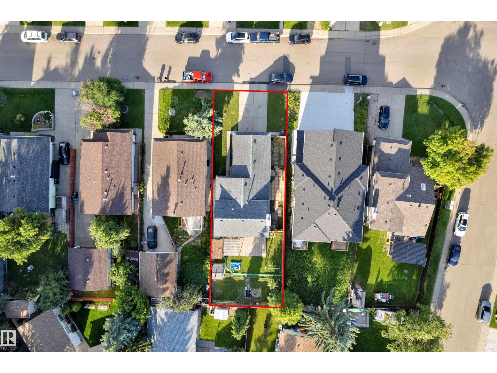 1316 35 ST NW - 40