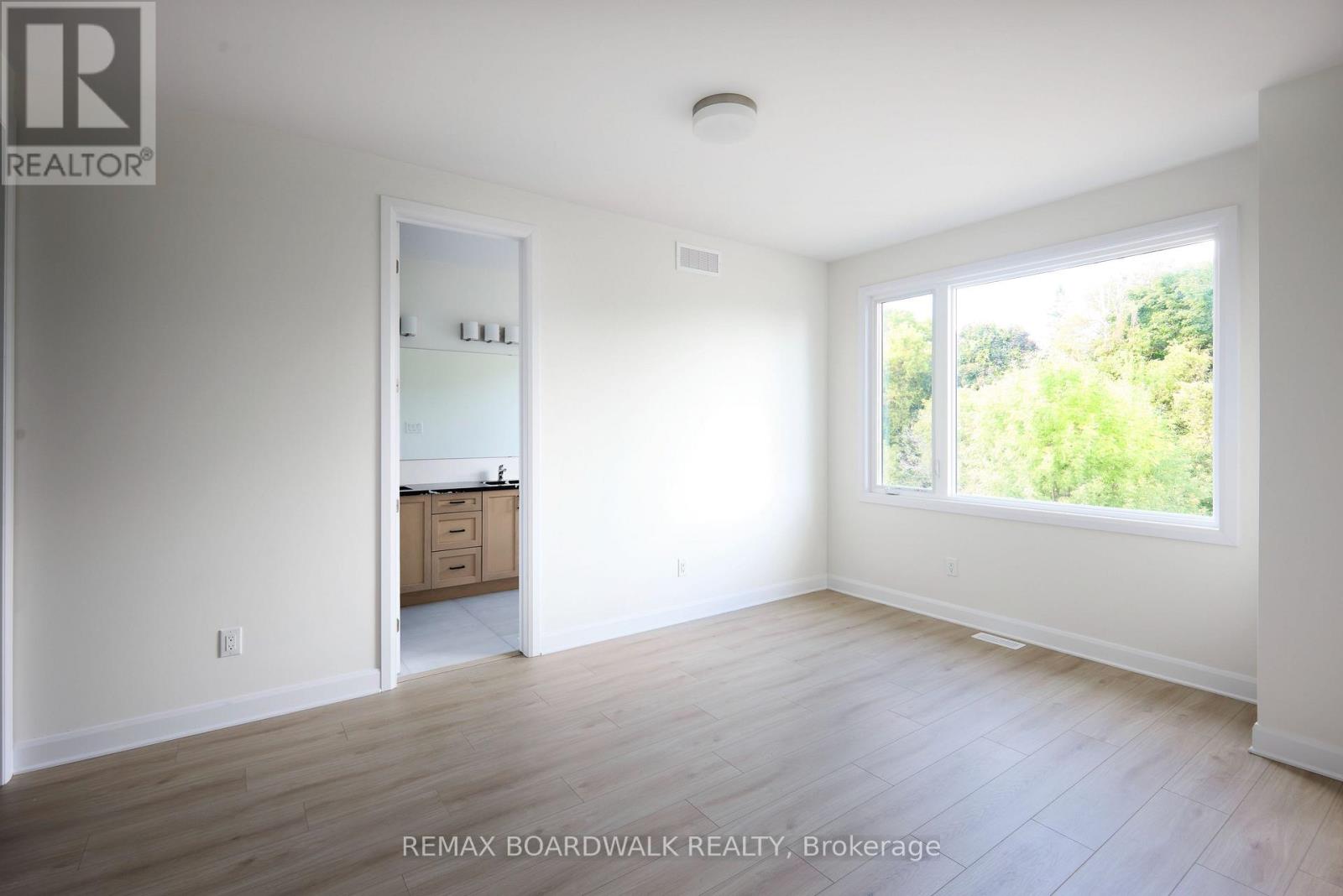 724 KENNY GORDON AVENUE - 23