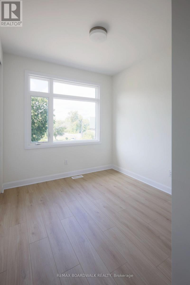724 KENNY GORDON AVENUE - 29