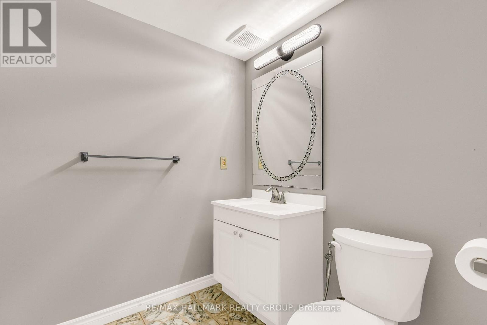Condos for Sale in Ottawa – 7316 FLEWELLYN ROAD, Ottawa – By Peter Sagos - Image 39