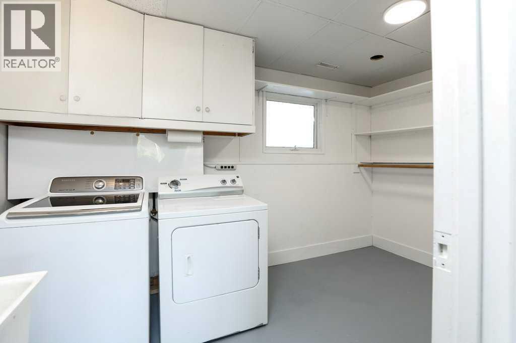 316 Leaside Avenue S - 18