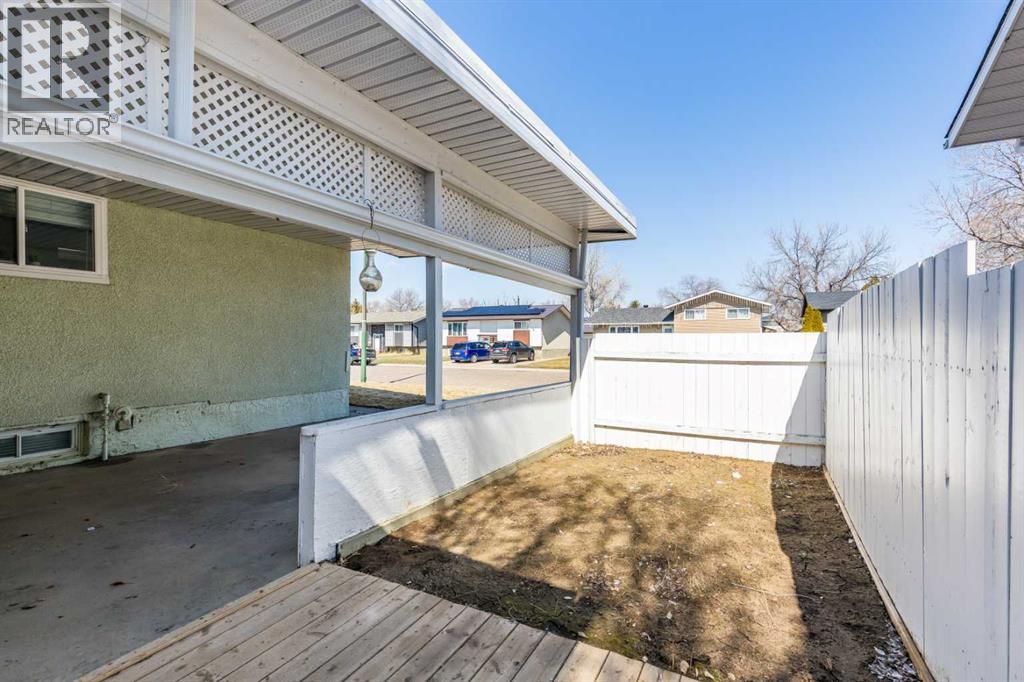 1797 4 Avenue NE - 47