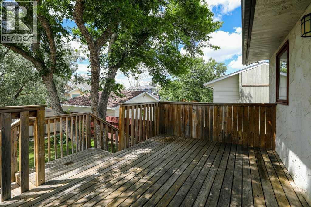 316 Leaside Avenue S - 27