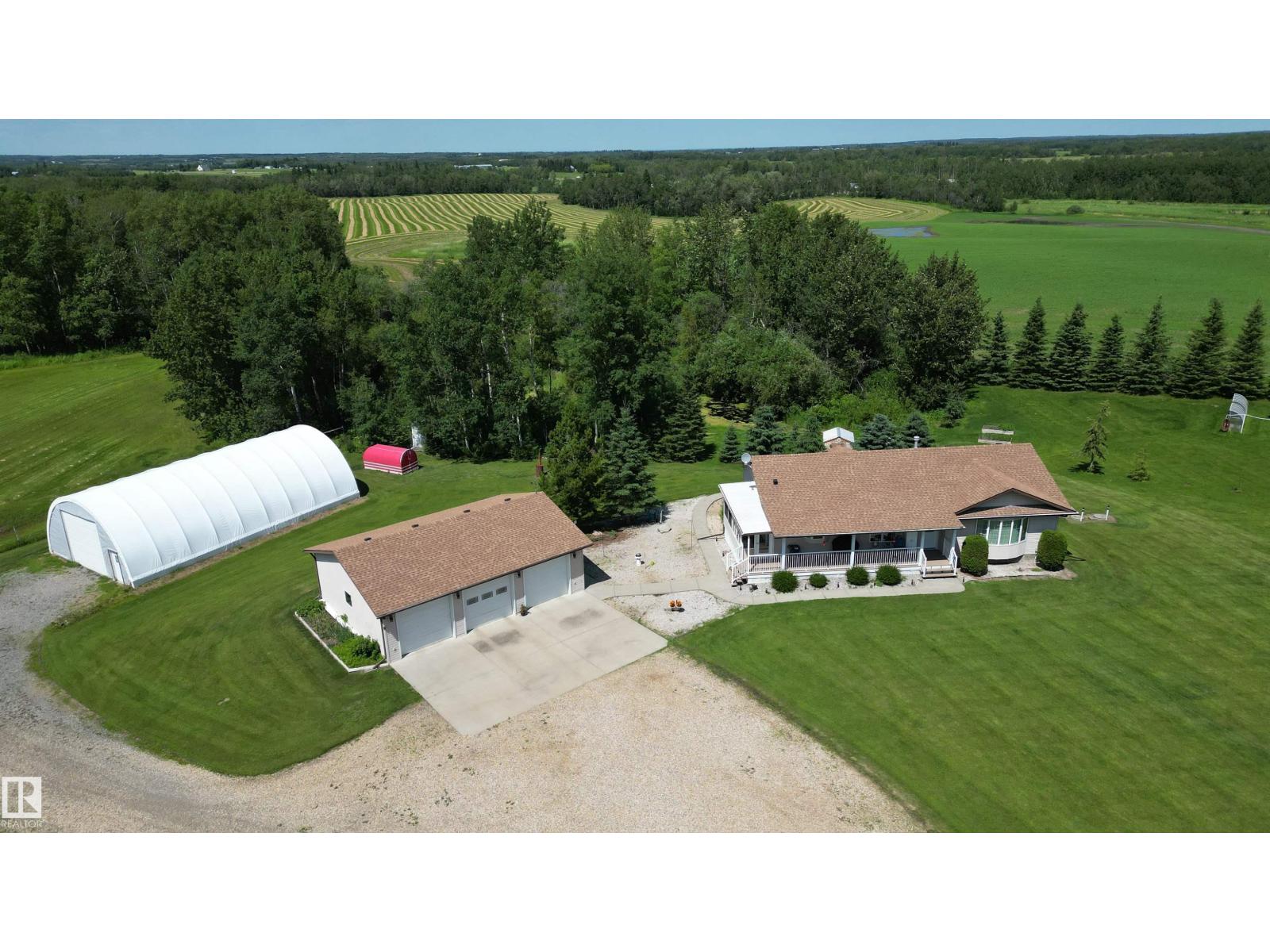 53142 RGE ROAD 211 - 1