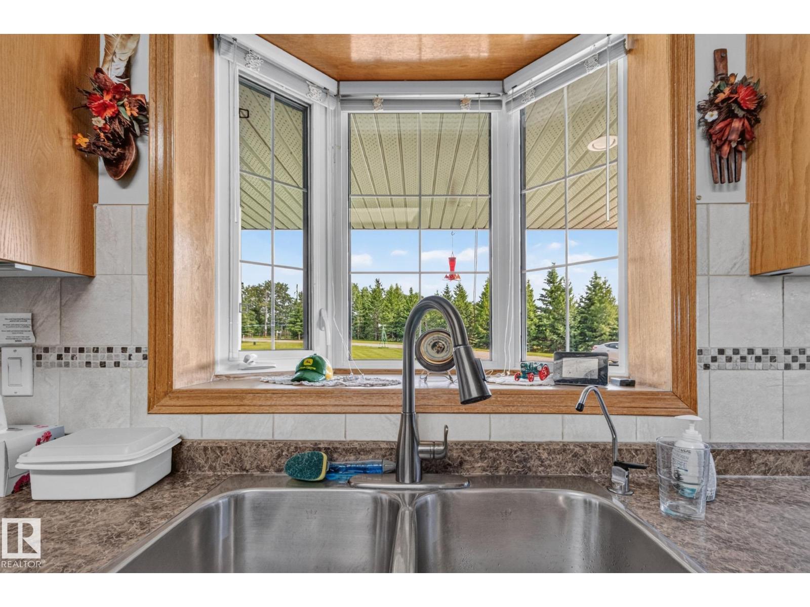 53142 RGE ROAD 211 - 26