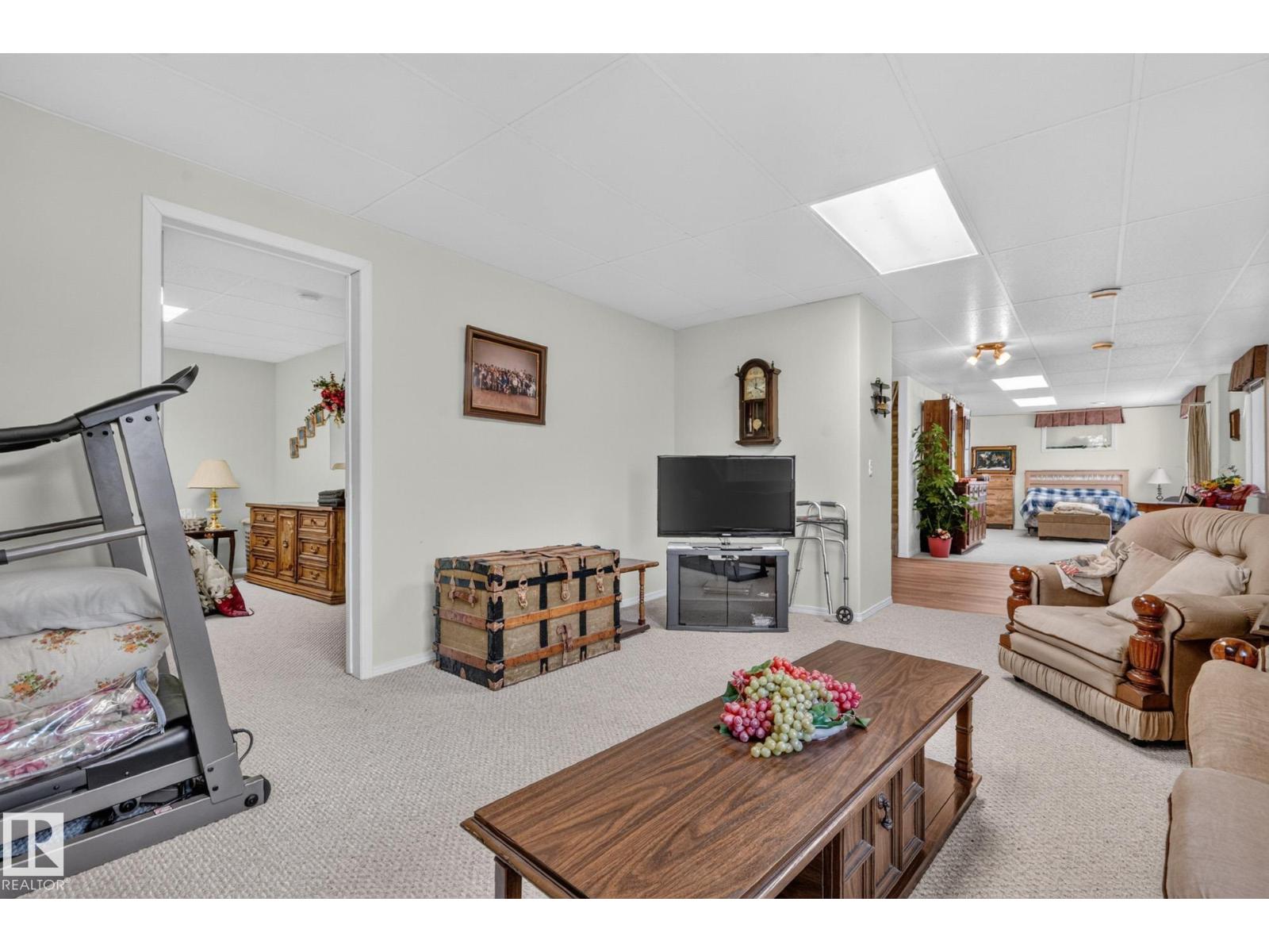 53142 RGE ROAD 211 - 39