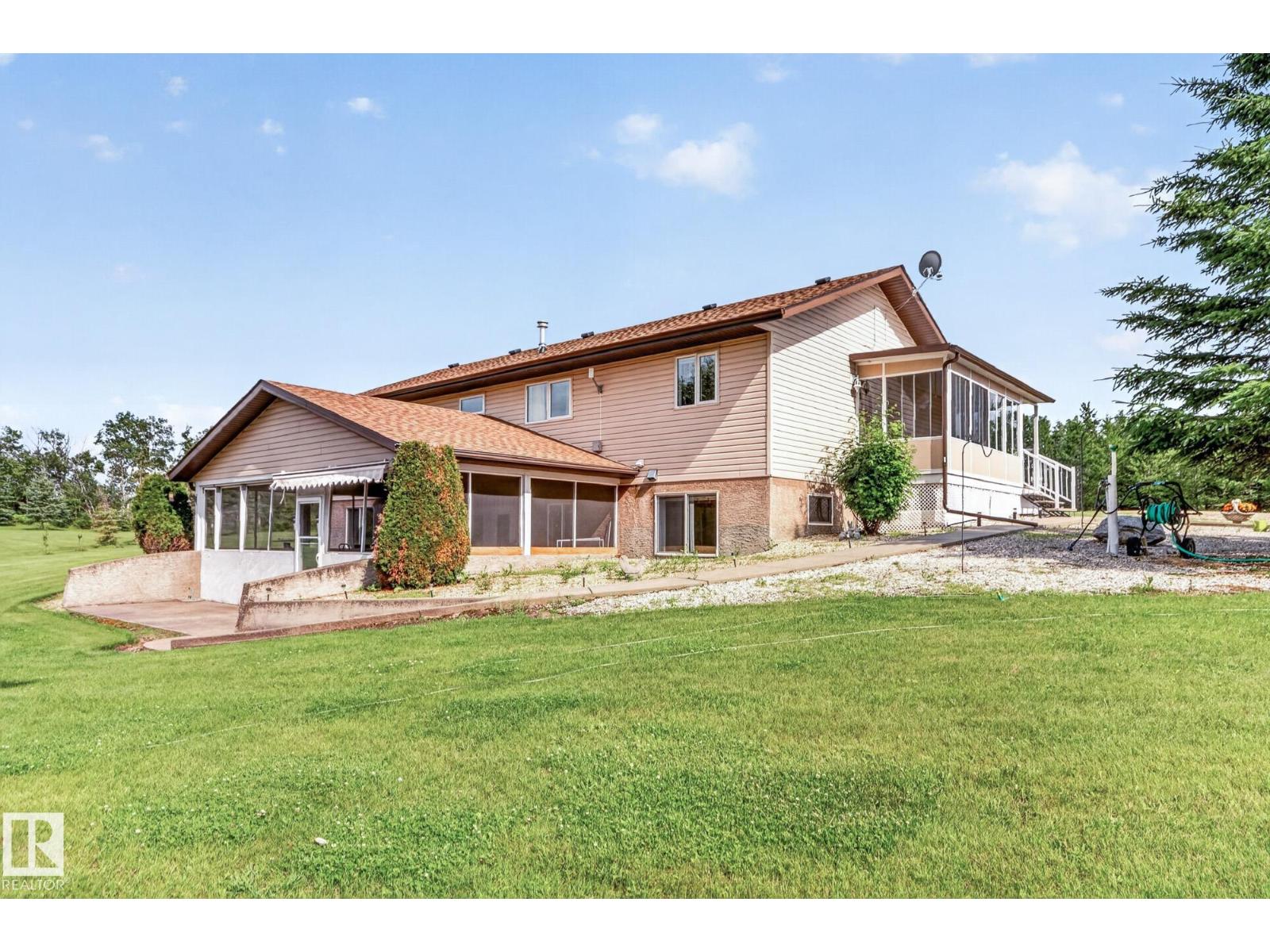 53142 RGE ROAD 211 - 46