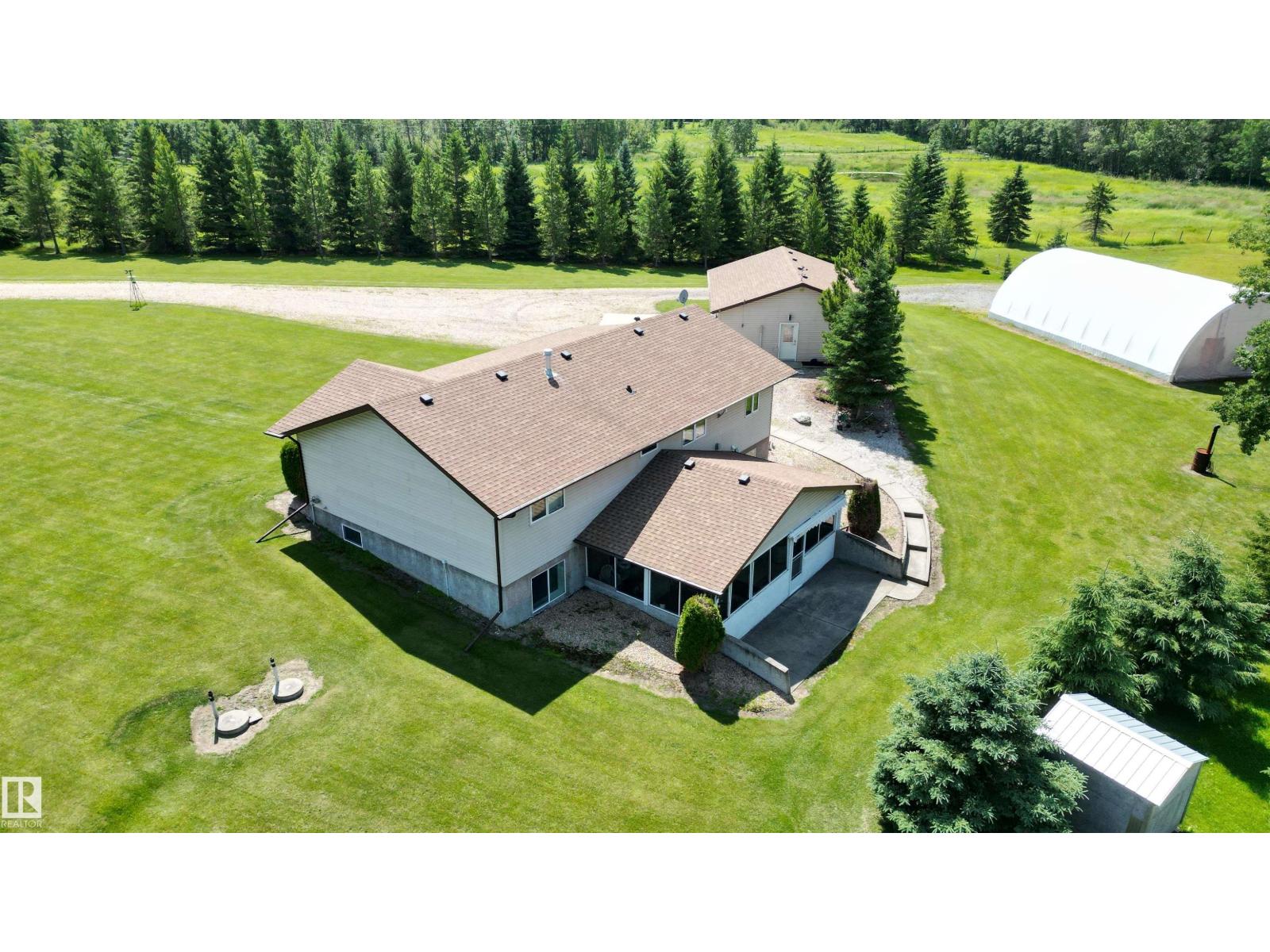 53142 RGE ROAD 211 - 6