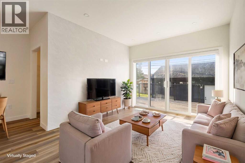 2426 25 Avenue NW - 20