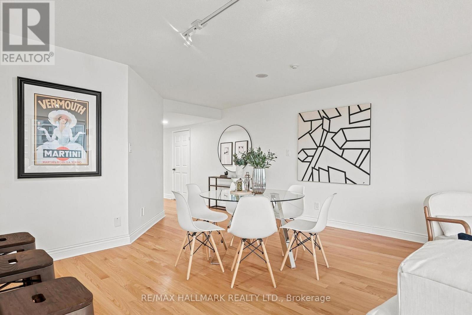#607 50 EGLINTON AVENUE W - 14