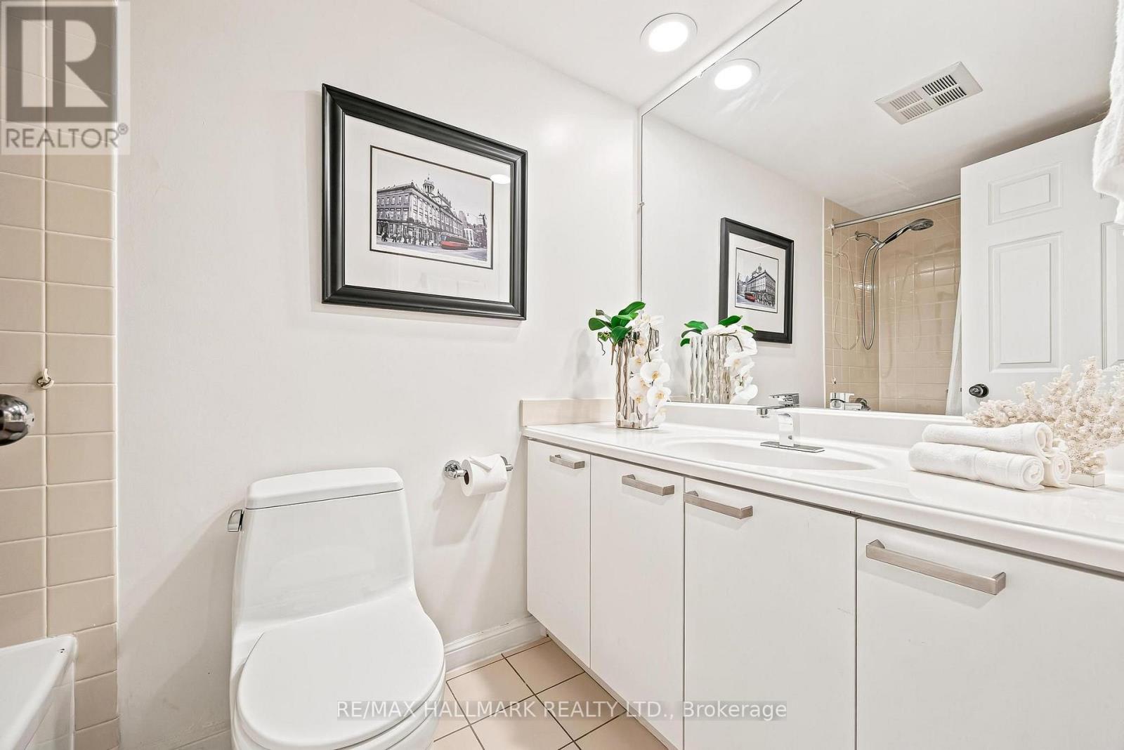 #607 50 EGLINTON AVENUE W - 28