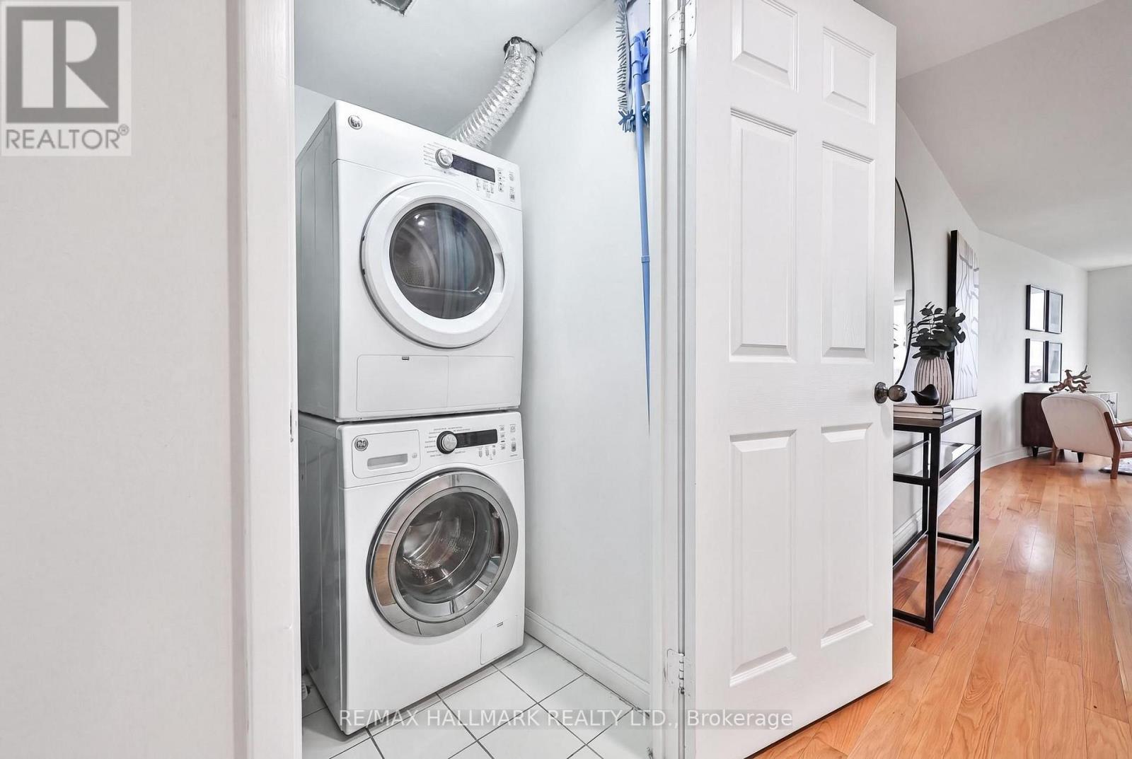 #607 50 EGLINTON AVENUE W - 29