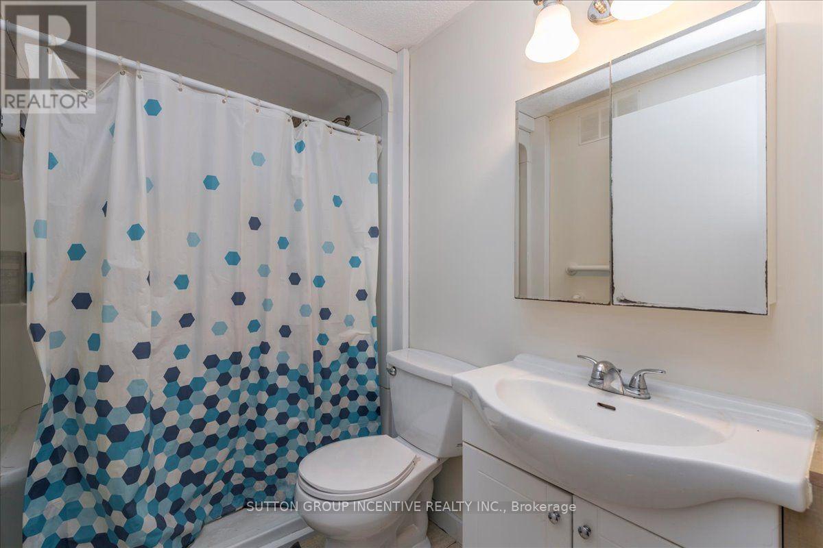 159 TORONTO STREET - 12