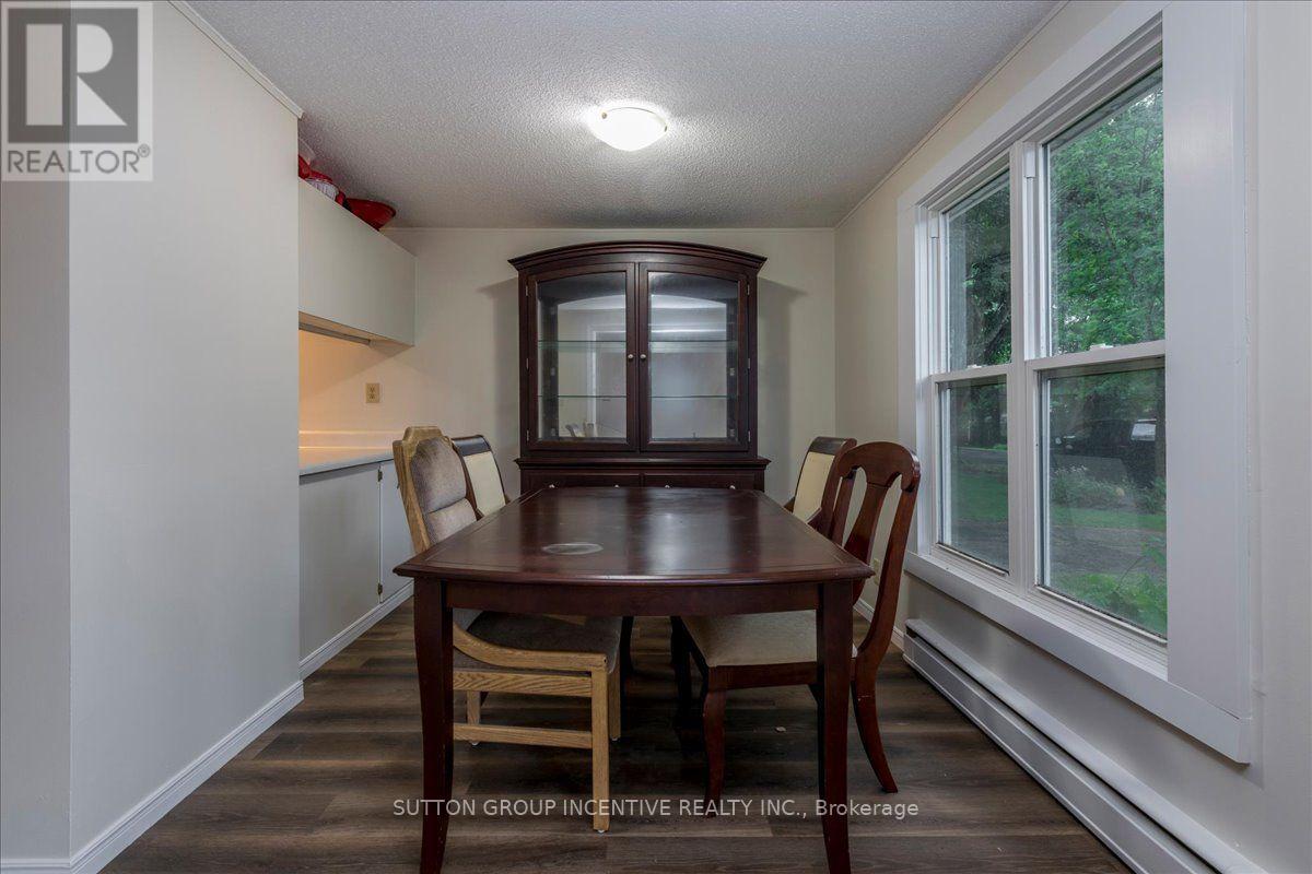 159 TORONTO STREET - 9