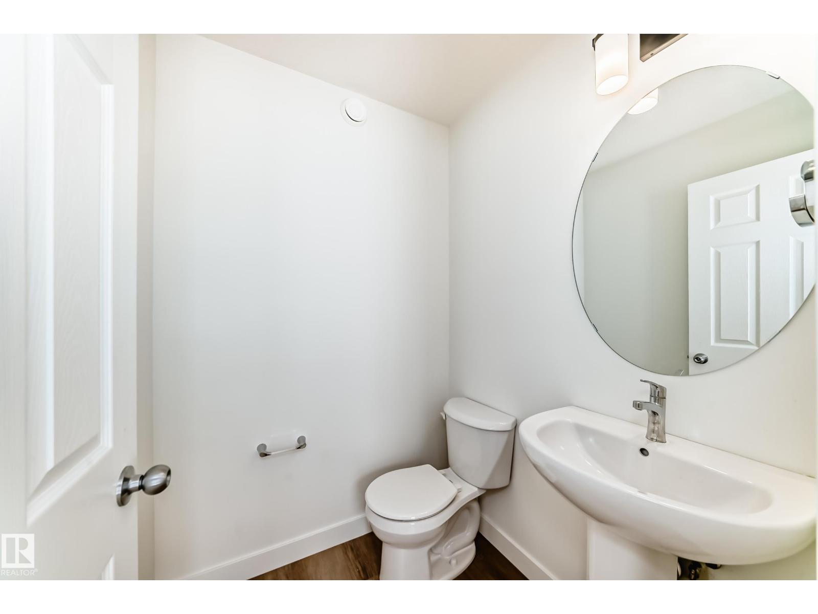 4611 177ave NW - 9