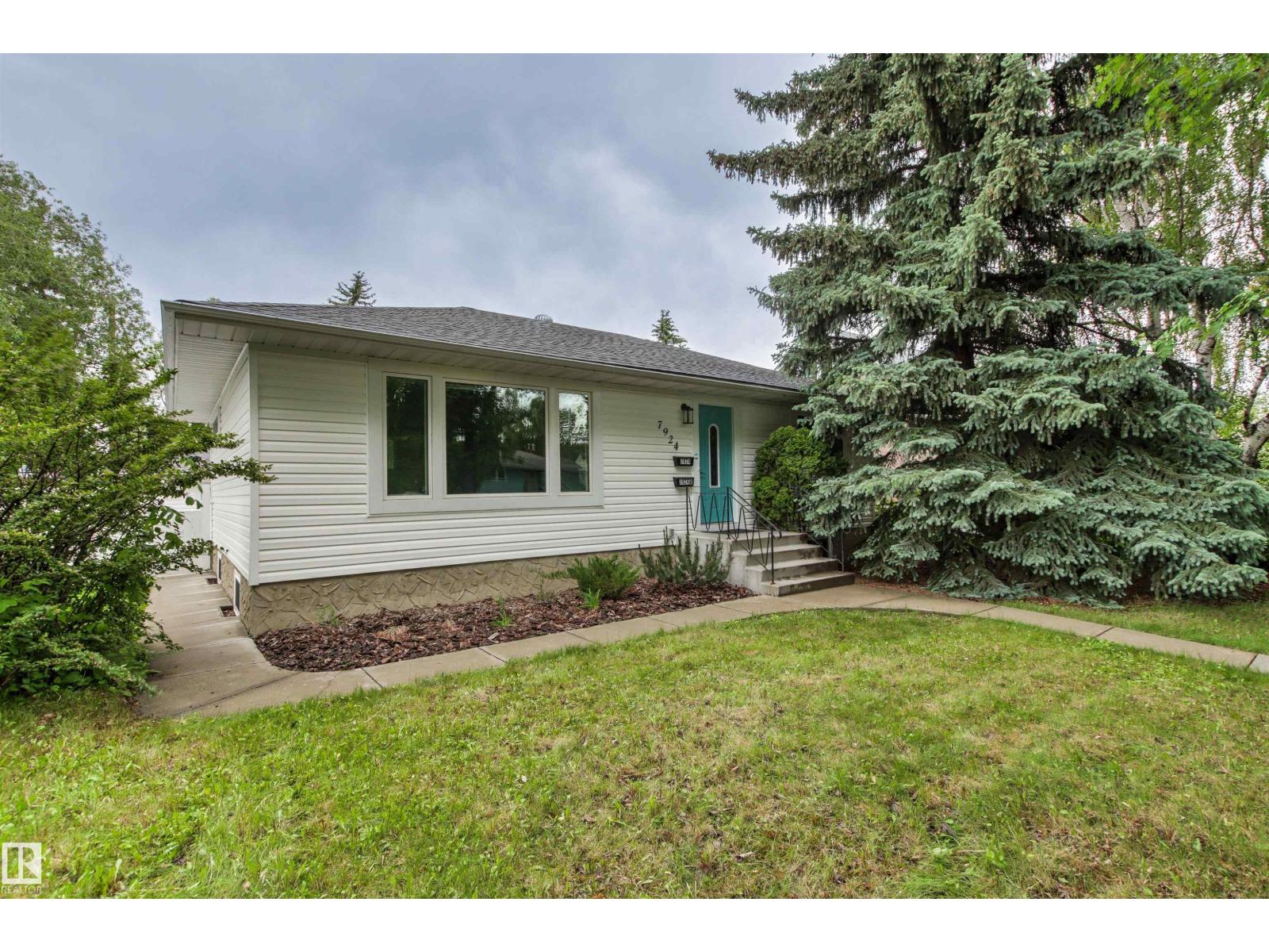 7924 89 AV NW - 2