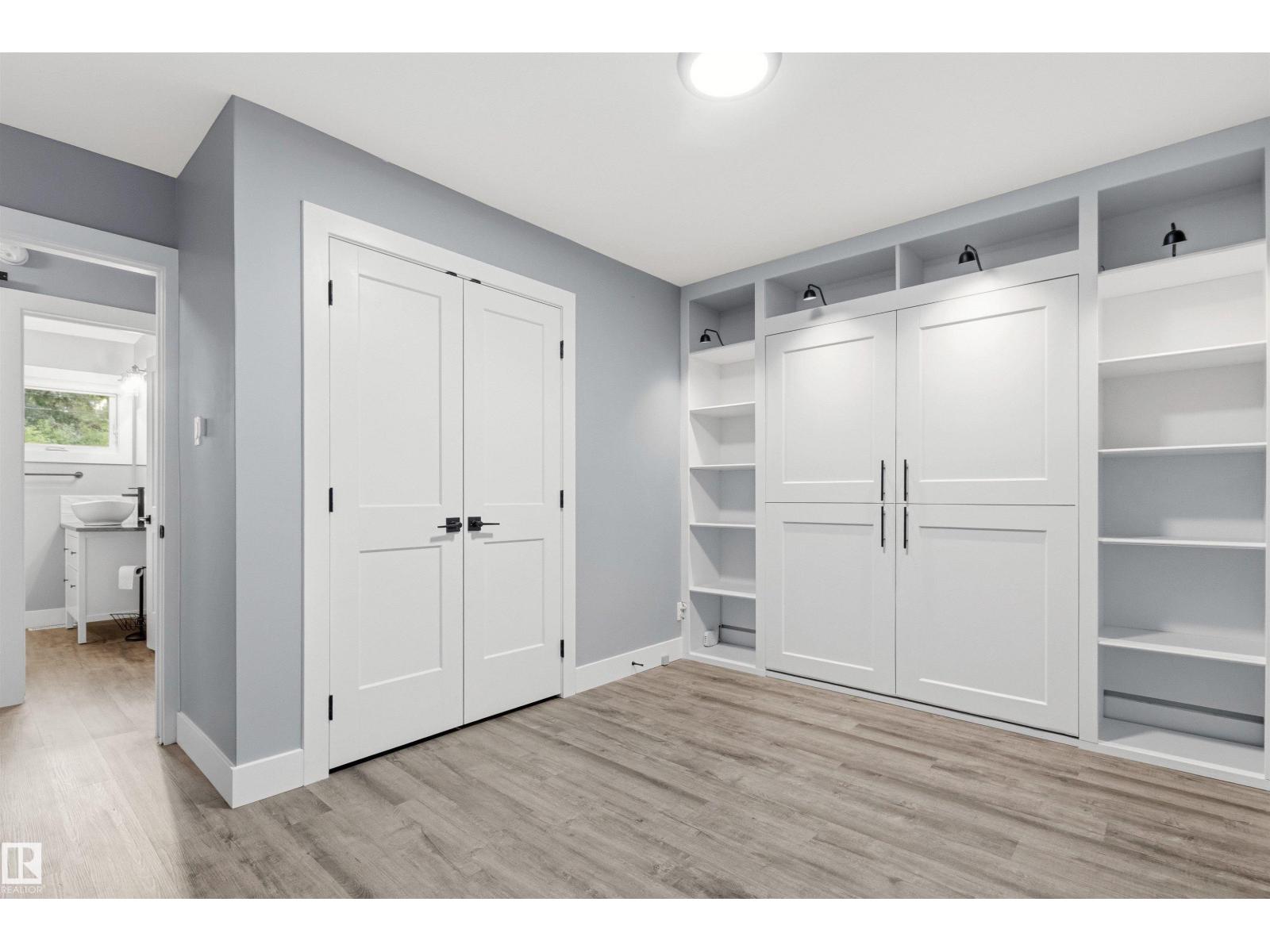 7924 89 AV NW - 22