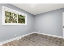7924 89 Av Nw, Edmonton, AB T6C1N5 Photo 21