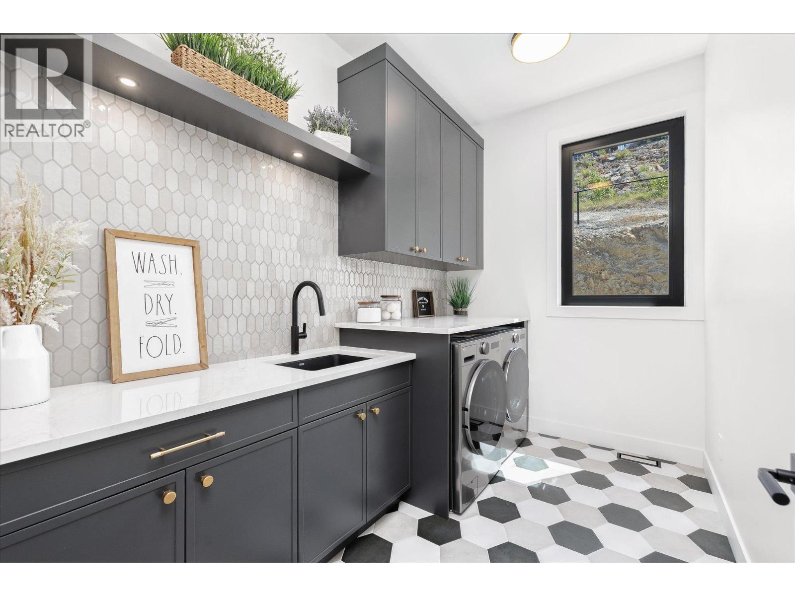 245 Turnberry Street Lot# 8 - 40
