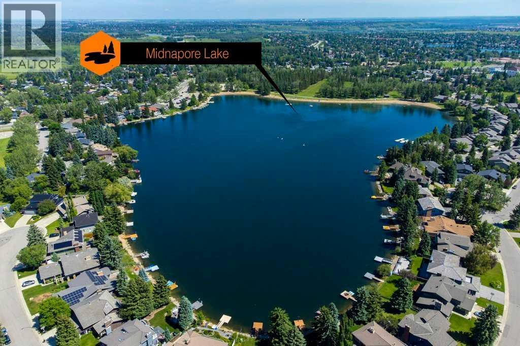 20 Midpark Gardens SE - 36