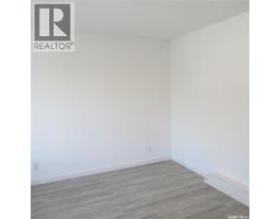 Den - 350 Osler Street, Regina, SK S4R1V7 Photo 7