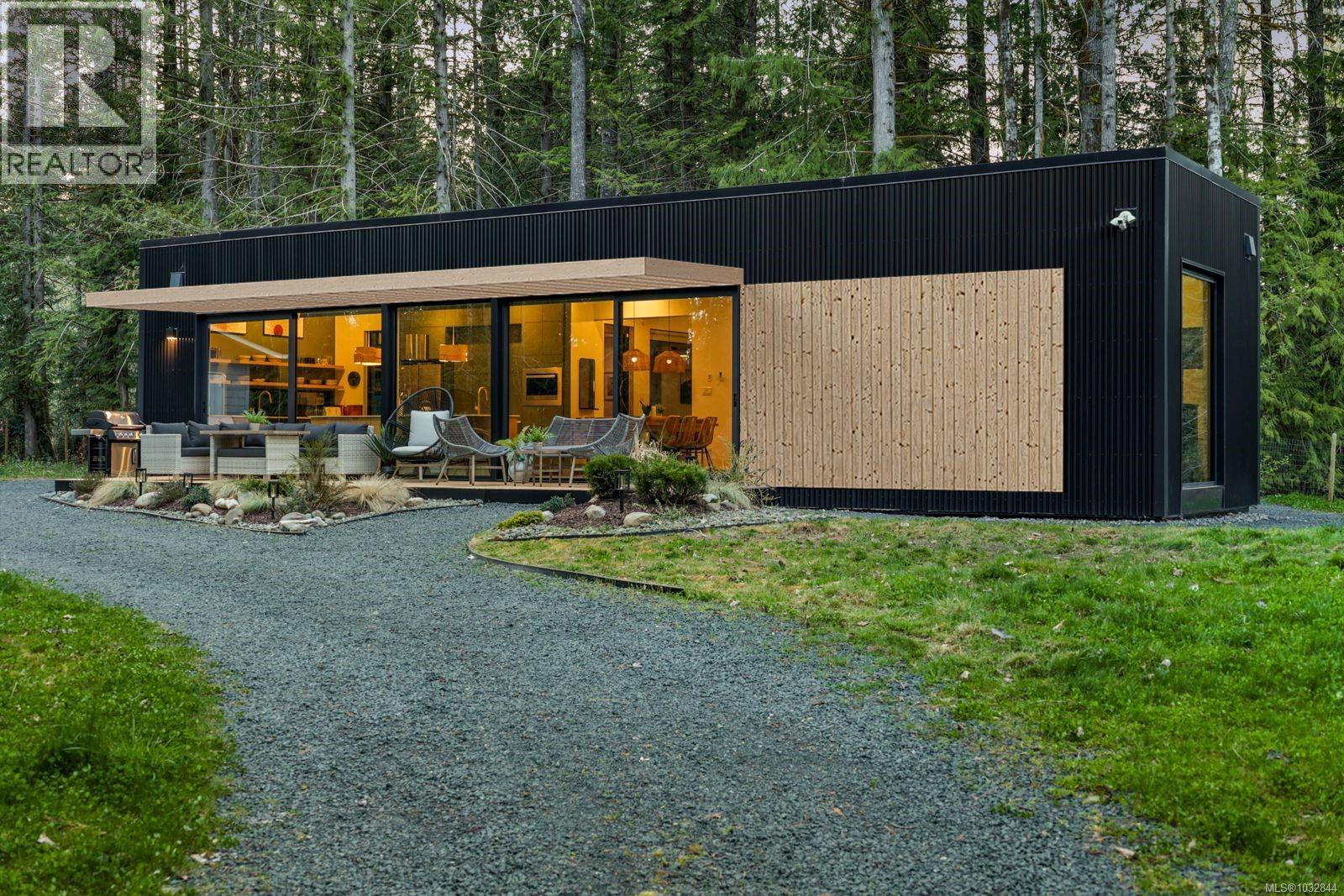 4638/4628 Forbidden Plateau Rd - Image 40