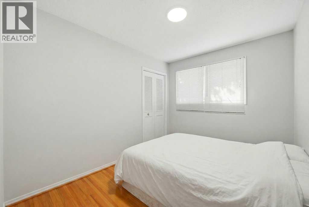 2415 Vista Crescent NE - 21