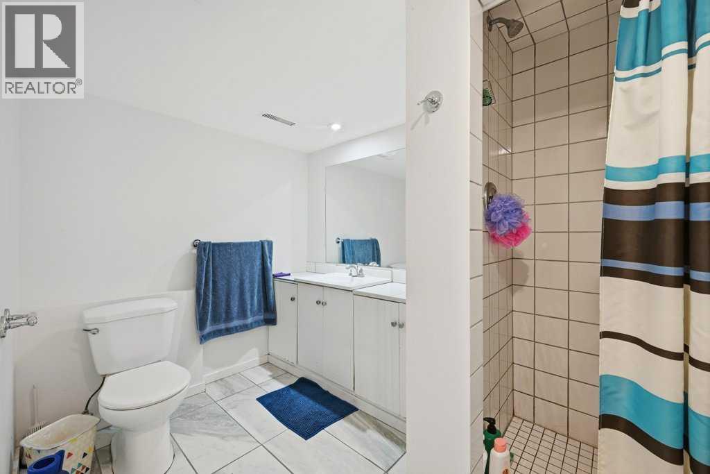 2415 Vista Crescent NE - 37