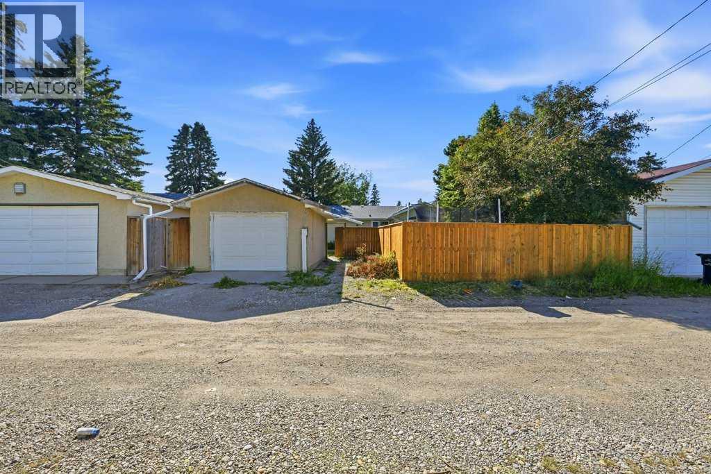 2415 Vista Crescent NE - 45