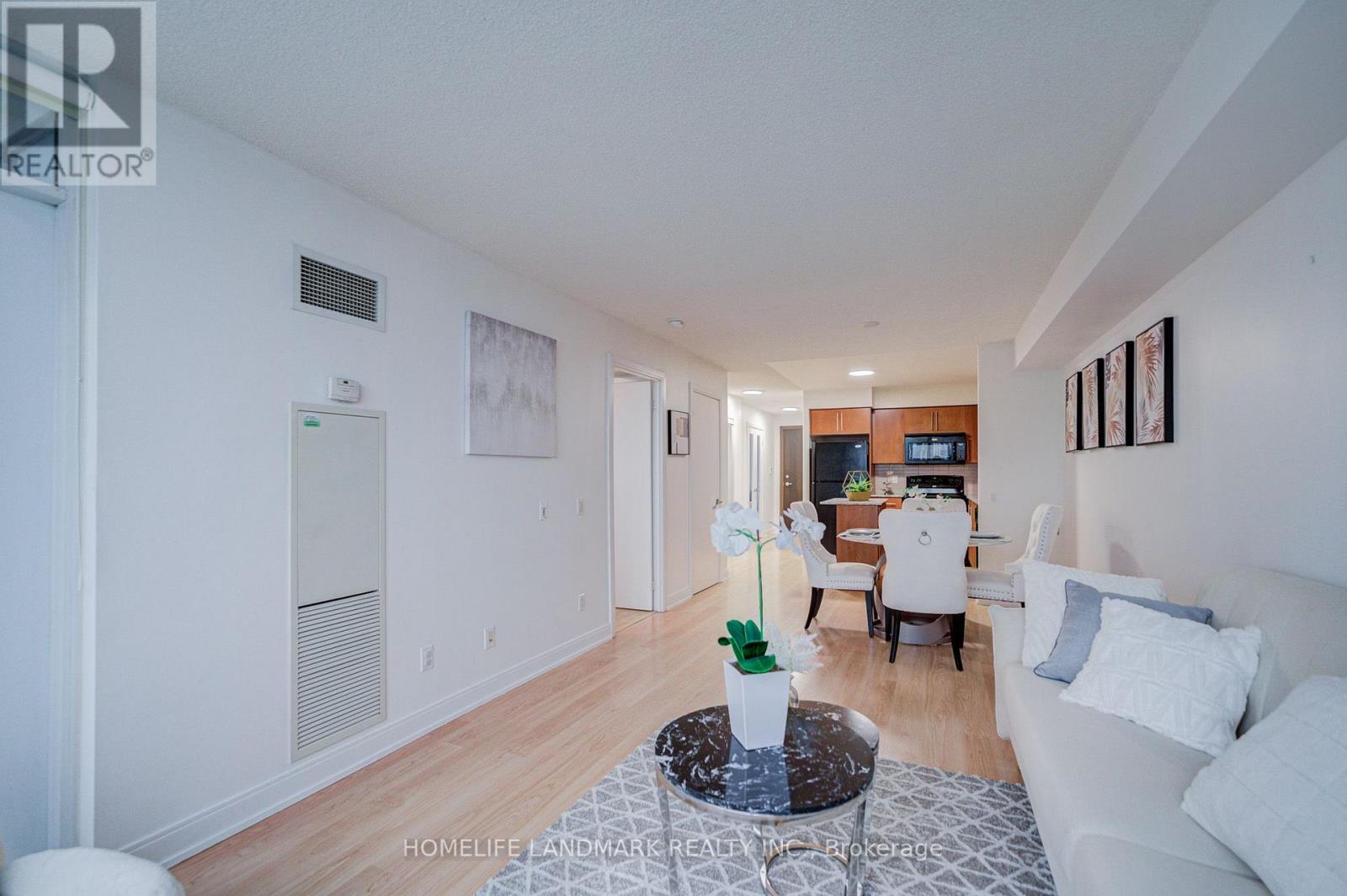 #2238 35 VIKING LANE - 19