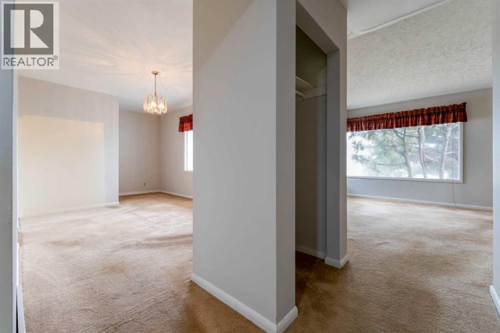 145005 TWP RD 4-0 - 21