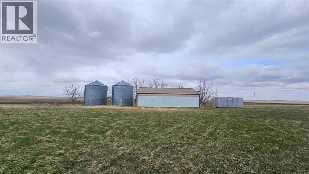 145005 TWP RD 4-0 - 8