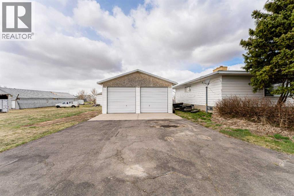 145005 TWP RD 4-0 - 42
